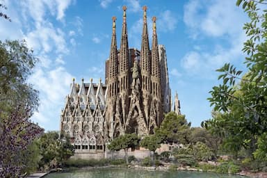 Explore all Exiample has to offer! Sagrada Familia, Gaudi houses...